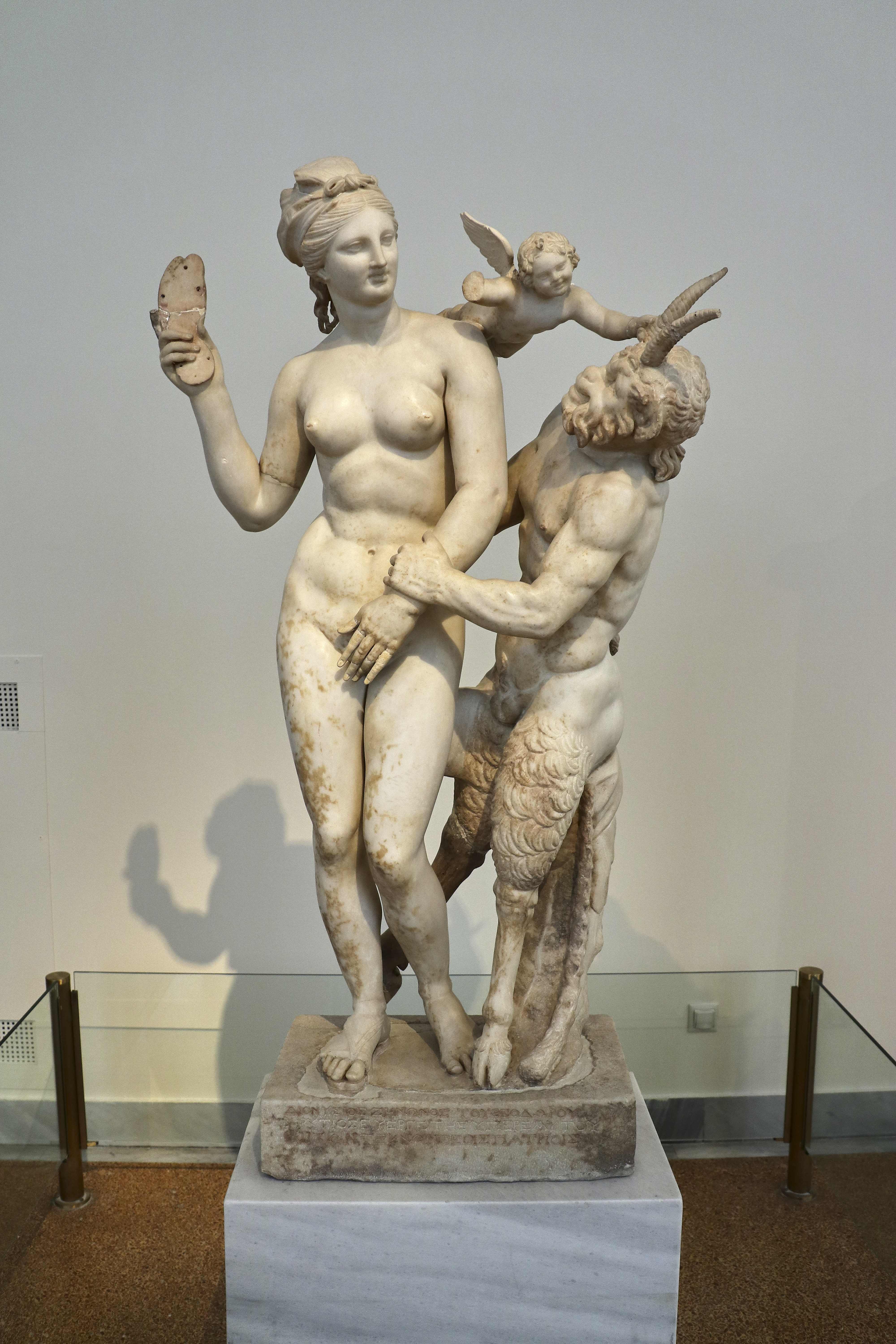 File Group Of Aphrodite Pan And Eros At The National Archaeological Museum Of Athens On 1 June 18 Jpg Wikimedia Commons