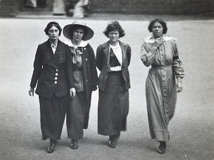 File:Margaret Scott, Jane Short, May McFarlane, Olive Hockin.jpg