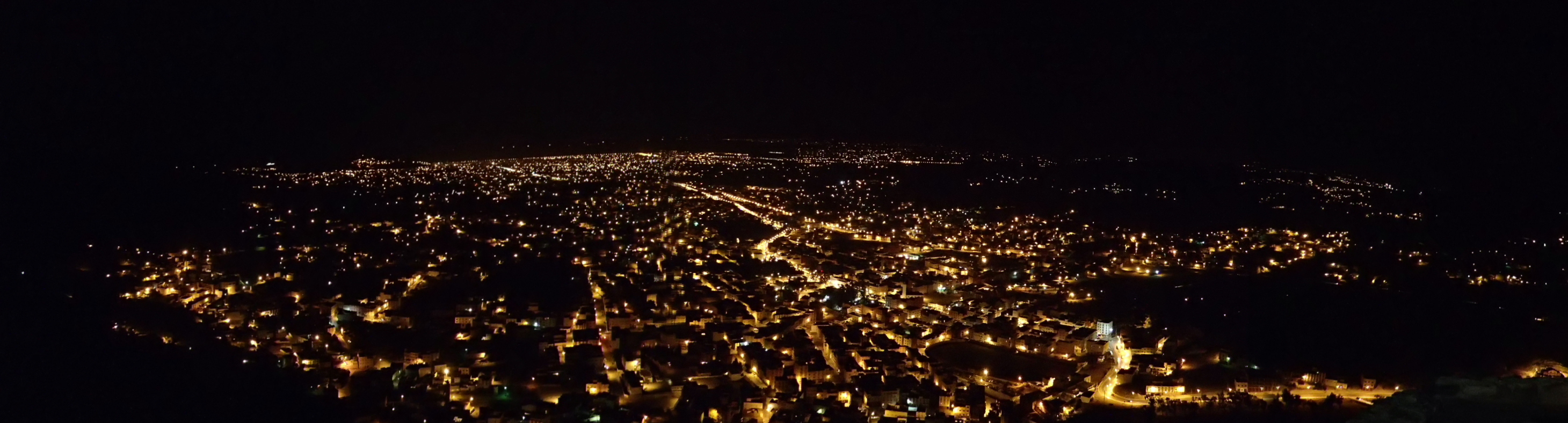 Night_panorama_over_Metropolitan_Nador,_Morocco