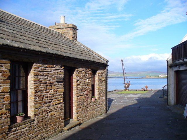 File:Old Stromness - geograph.org.uk - 487808.jpg