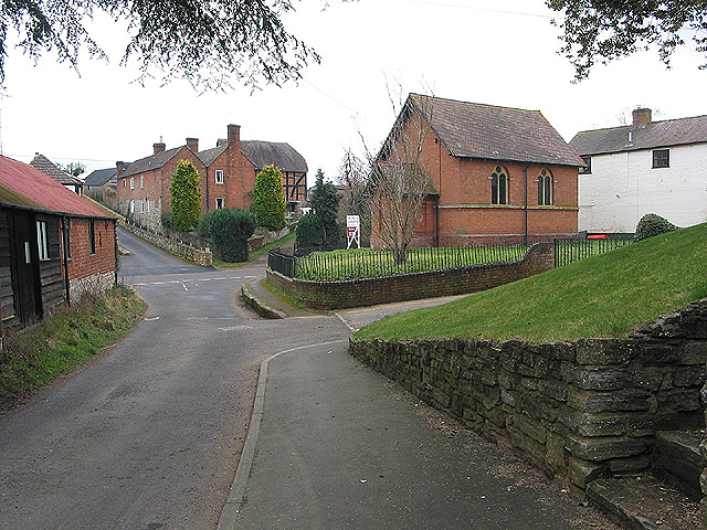 File:Old chapel for sale in Tirley - geograph.org.uk - 698724.jpg
