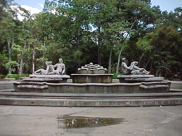 File:Parque Los Caobos 028.jpg