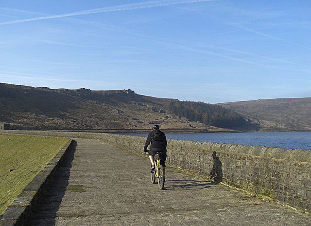 Pennine Bridleway, Widdop Reservoir - geograph.org.uk - 1210148