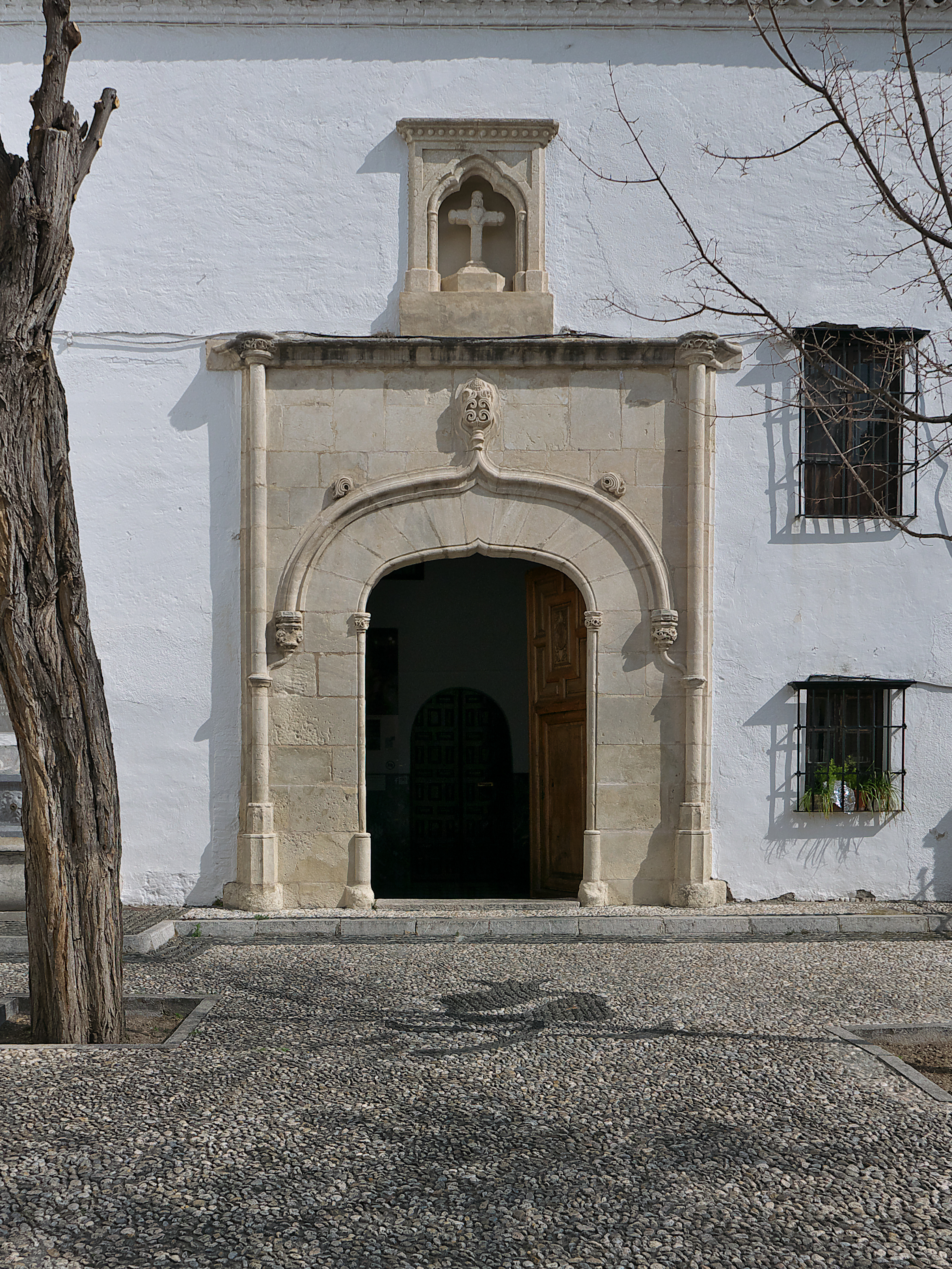 Portada del Monasterio de la Concepción (Granada)