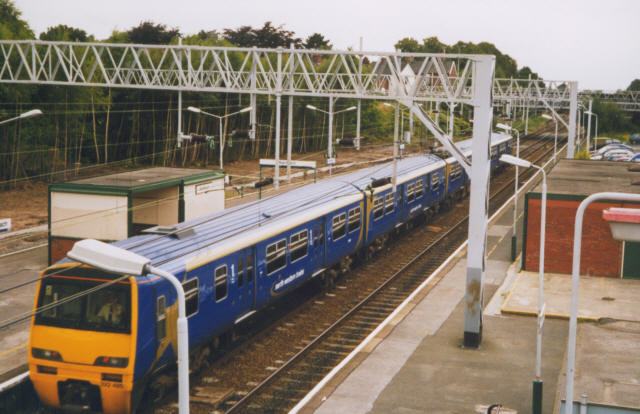 File:Sandbach Station - geograph.org.uk - 219274.jpg