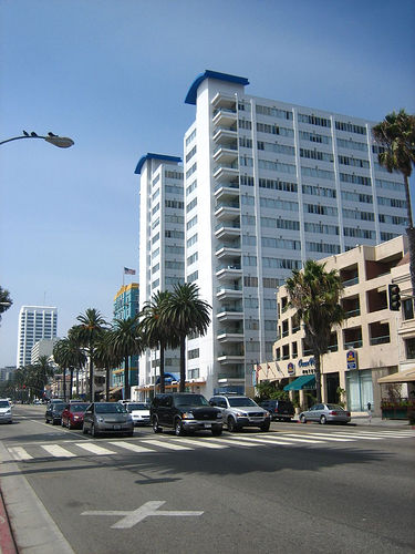 Plik:Santa Monica Downtown.jpg