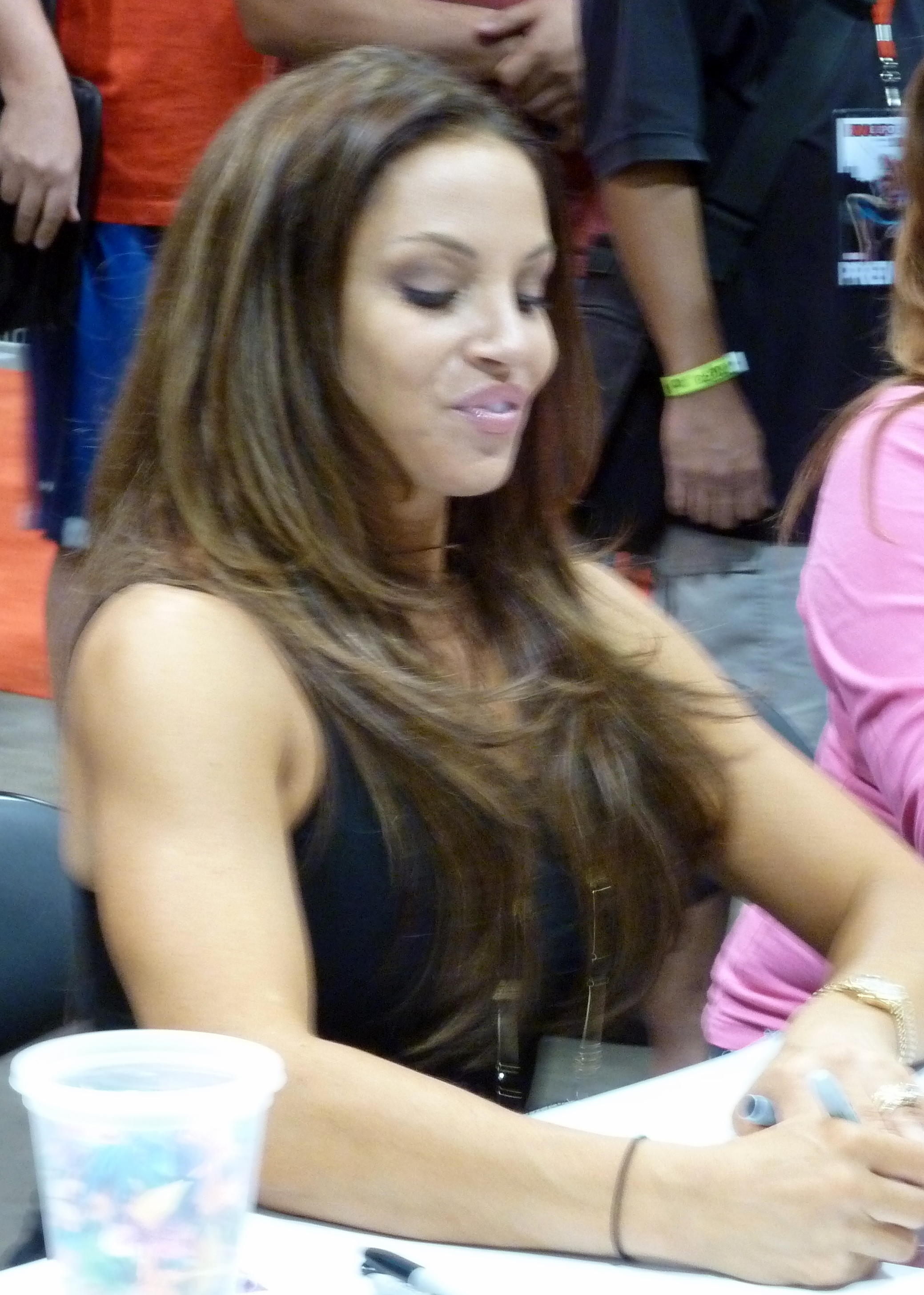 trish stratus brown hair