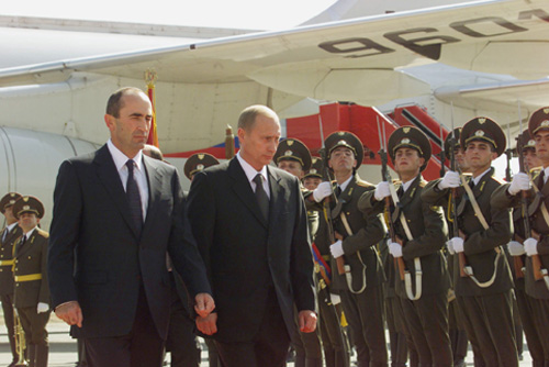 File:Vladimir Putin in Armenia 14-15 September 2001-1.jpg