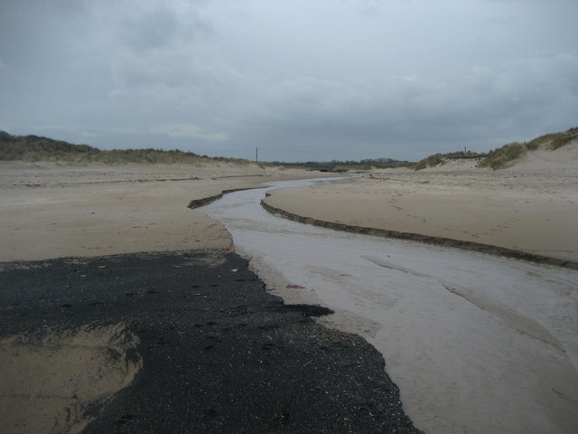 Water Outlet on Druridge Bay - geograph.org.uk - 1193587