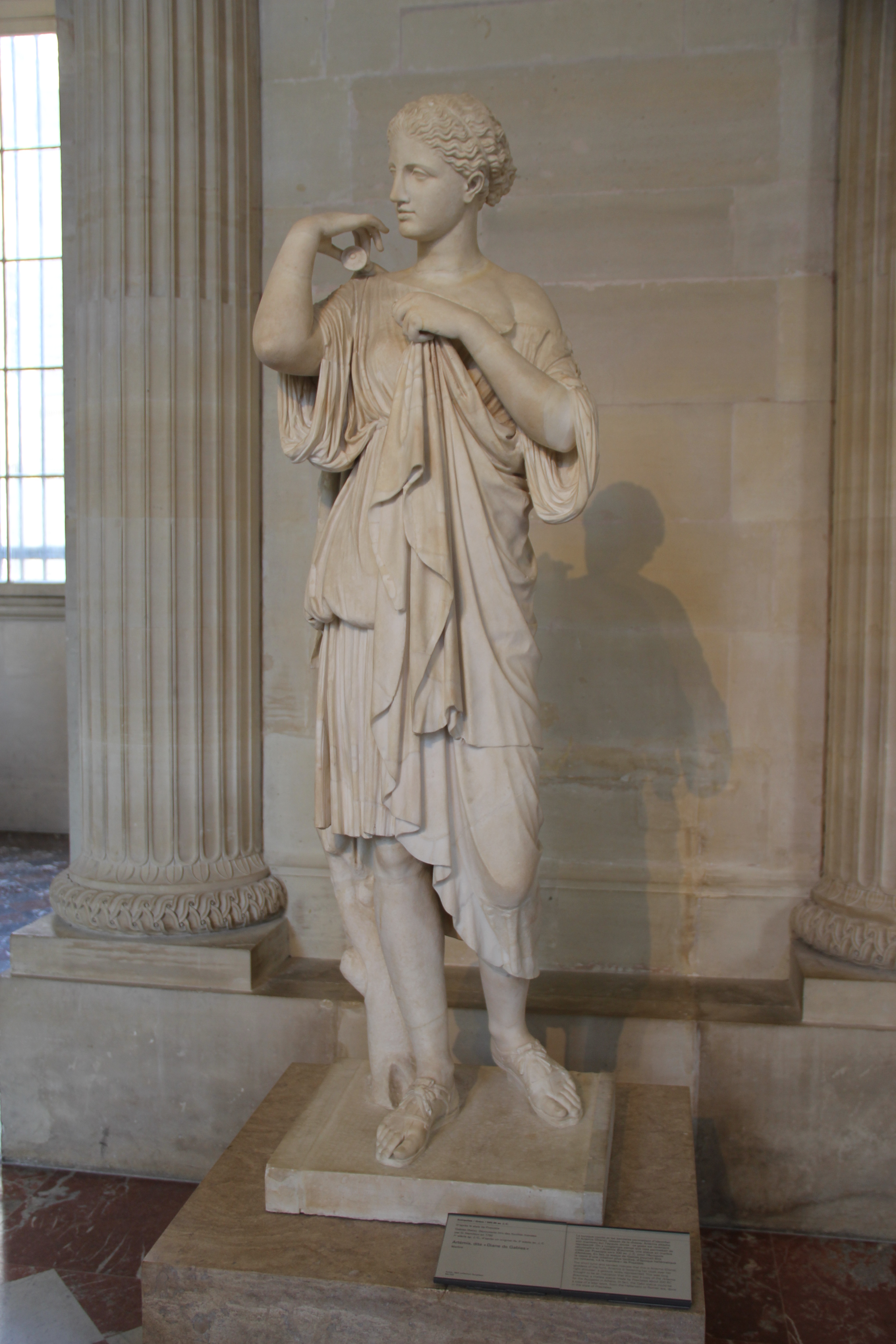 File:Ancient Greek Marble Statue of Artemis (Diana) (28224301271).jpg -  Wikimedia Commons