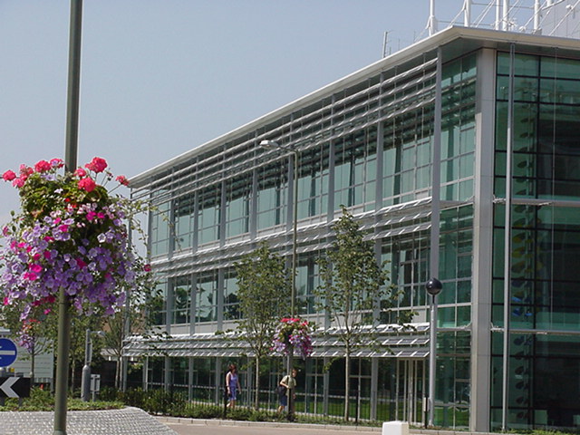 File:BP Offices - geograph.org.uk - 16045.jpg