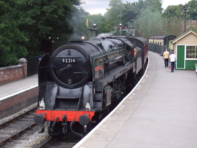 File:Cock O' The North (92214) arrives at Pickering Station - geograph.org.uk - 3126659.jpg