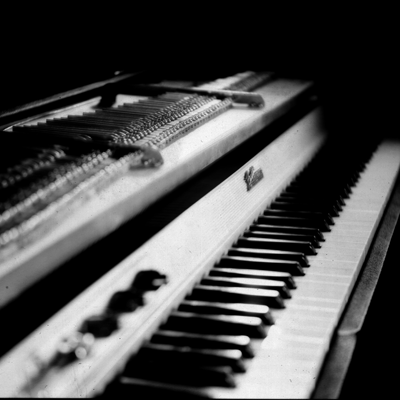 Rhodes (piano) — Wikipédia