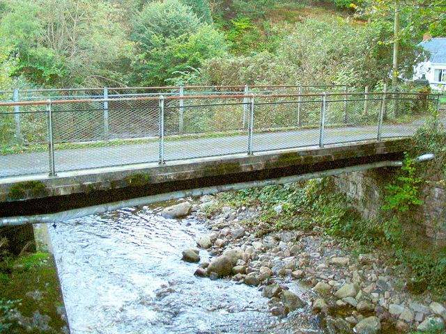 File:Footbridge on the river Giedd - geograph.org.uk - 257633.jpg