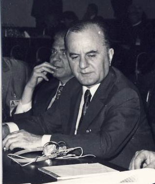 Macovescu at Helsinki during the CSCE conference in 1975