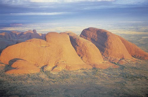 File:Kata Tjuta The Olgas1226.jpg