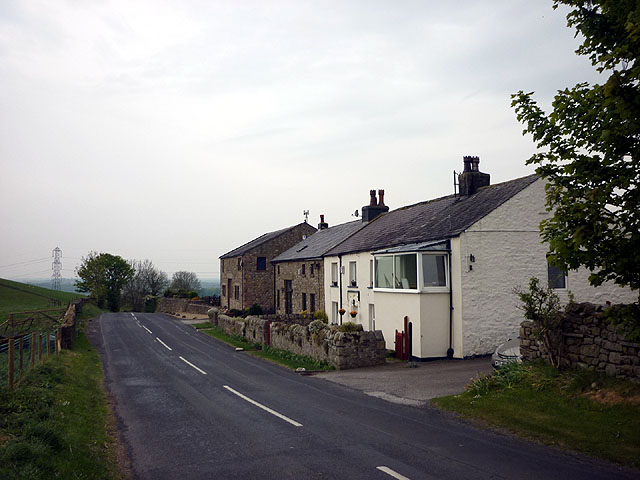 File:Lane End near Halton - geograph.org.uk - 2394307.jpg