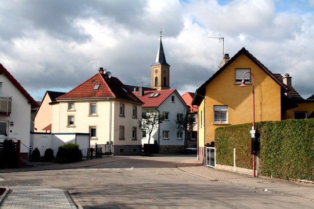 File:Menzingen village - geo.hlipp.de - 14261.jpg