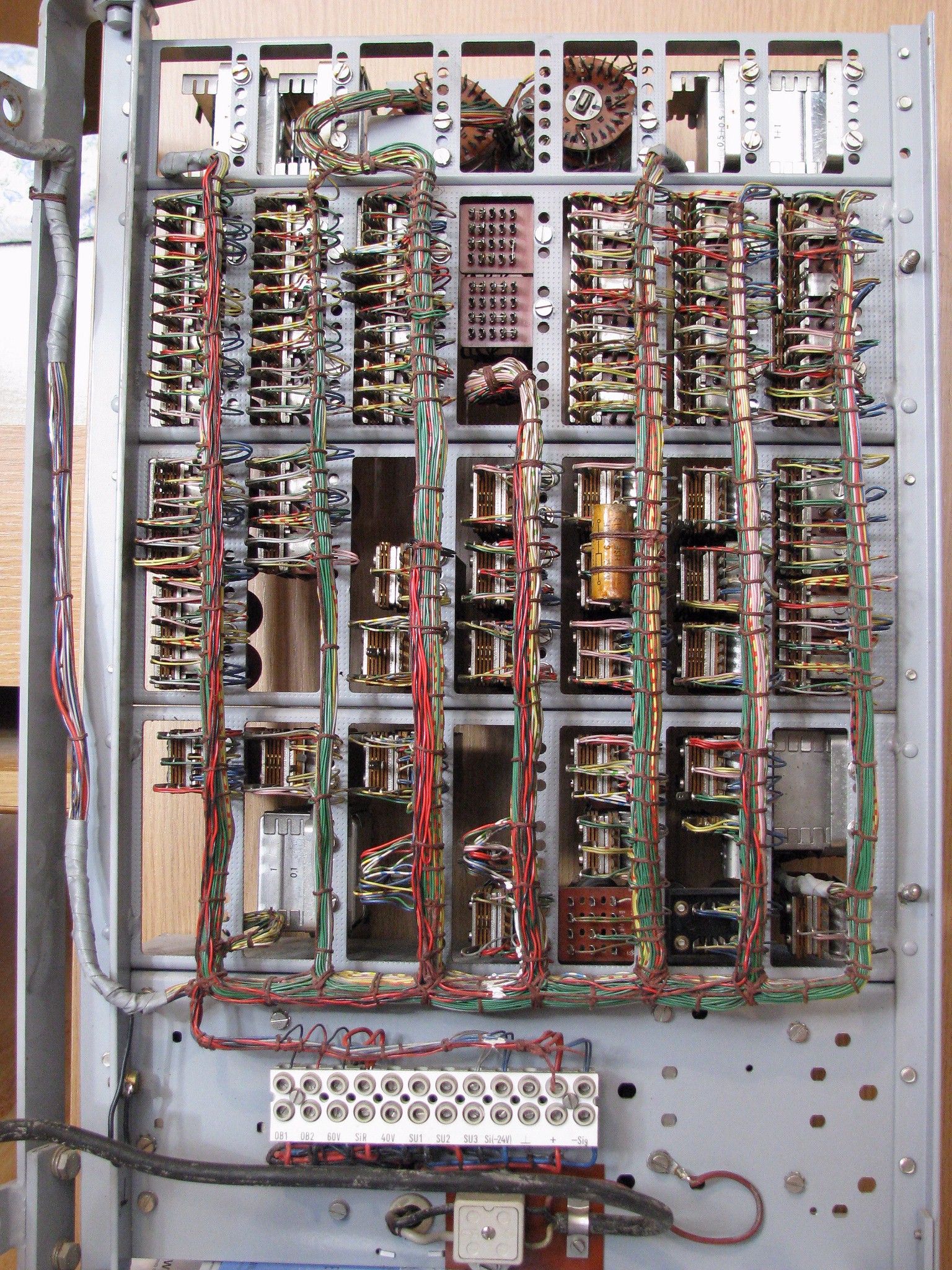 Cable lacing - Wikipedia