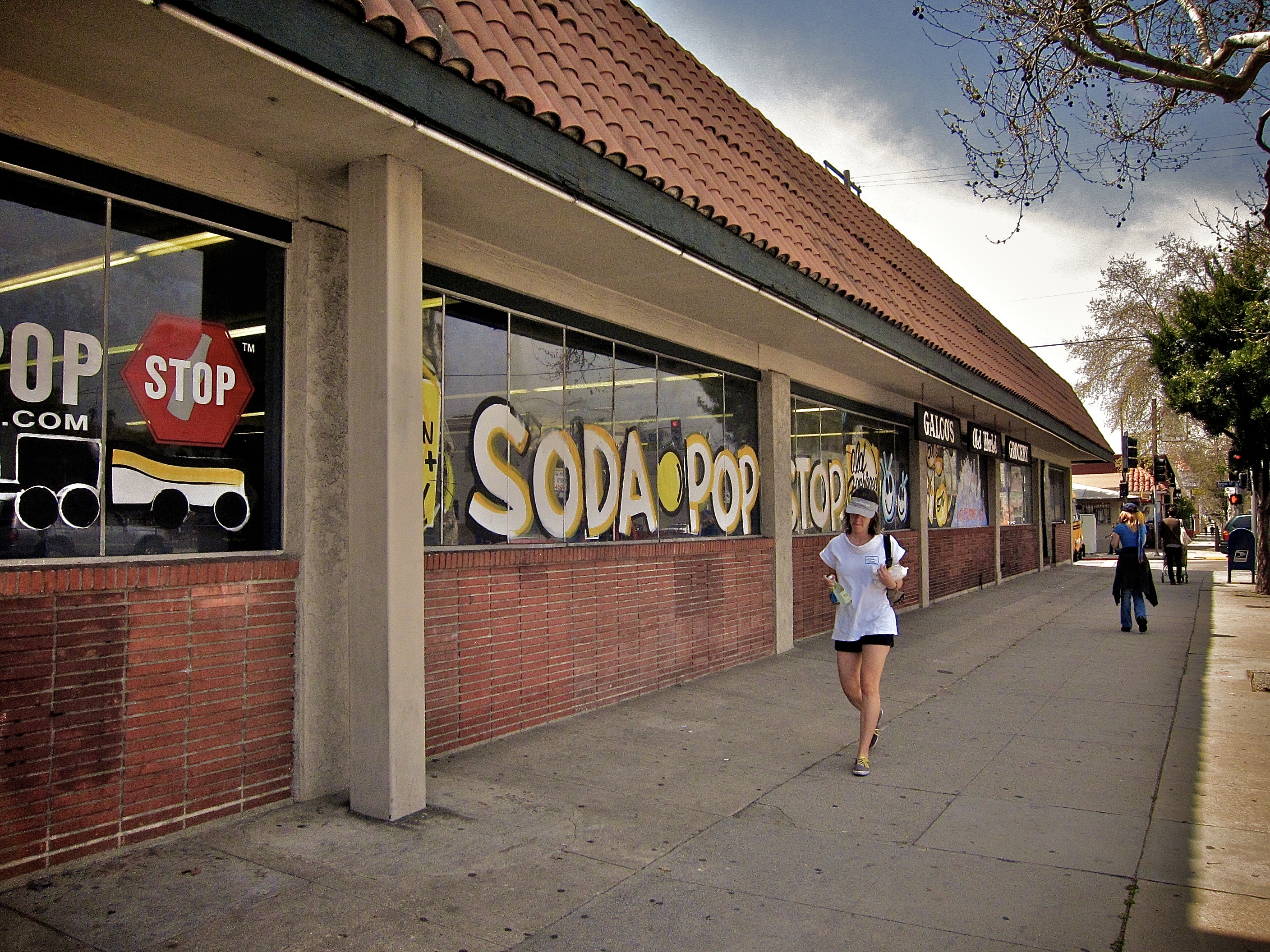 Converge hav det sjovt sofistikeret Galco's Soda Pop Stop - Wikipedia