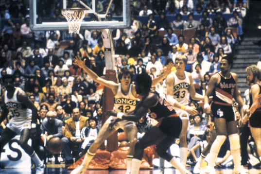 File:Sonics Blazers 1978.jpg