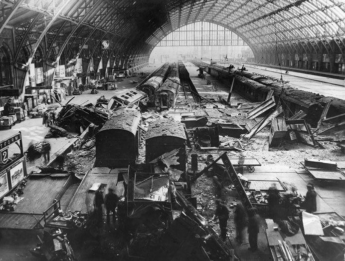 File:St Pancras railway station bomb damage in May 1941.jpg