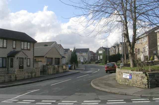 File:Summerbridge Close - Ealand Road - geograph.org.uk - 1189435.jpg