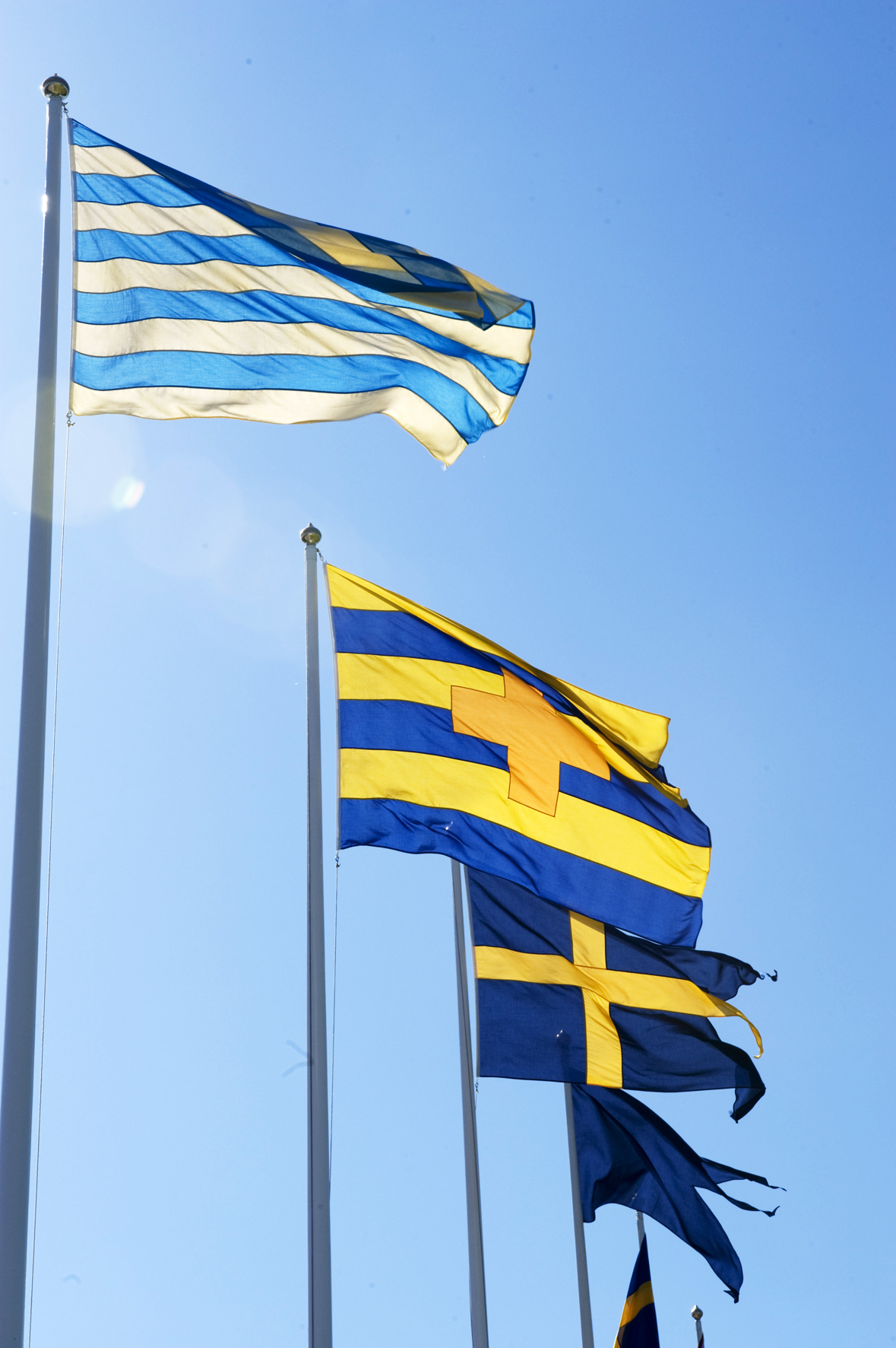 Swedish_historical_flags_at_Maritime_Mus