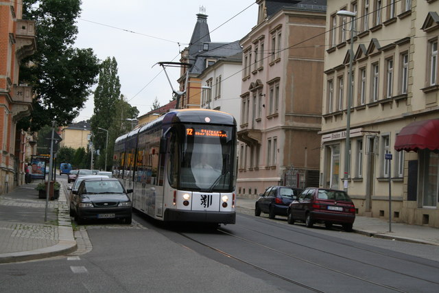 File:Tram on Warthaer Strasse, Dresden - geo.hlipp.de - 5102.jpg