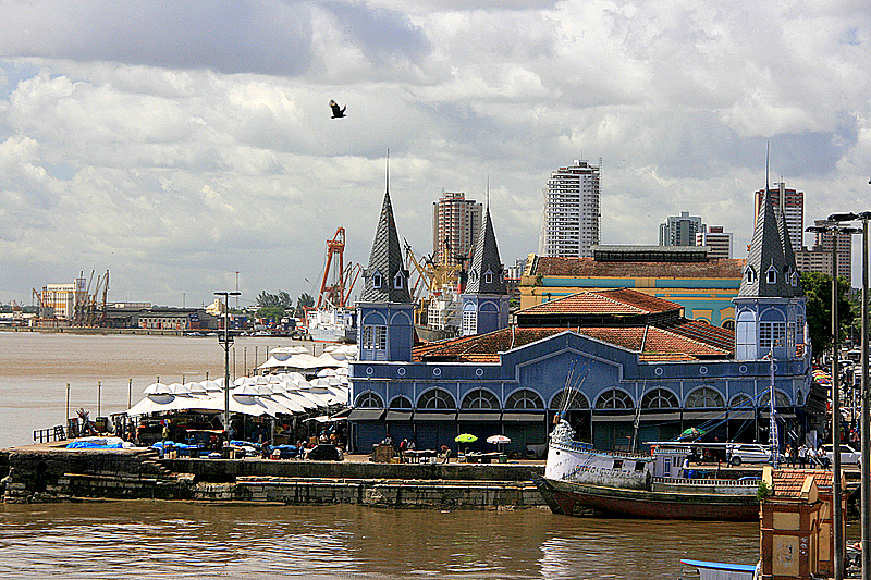 Vista do mercado [[Ver-o-Peso