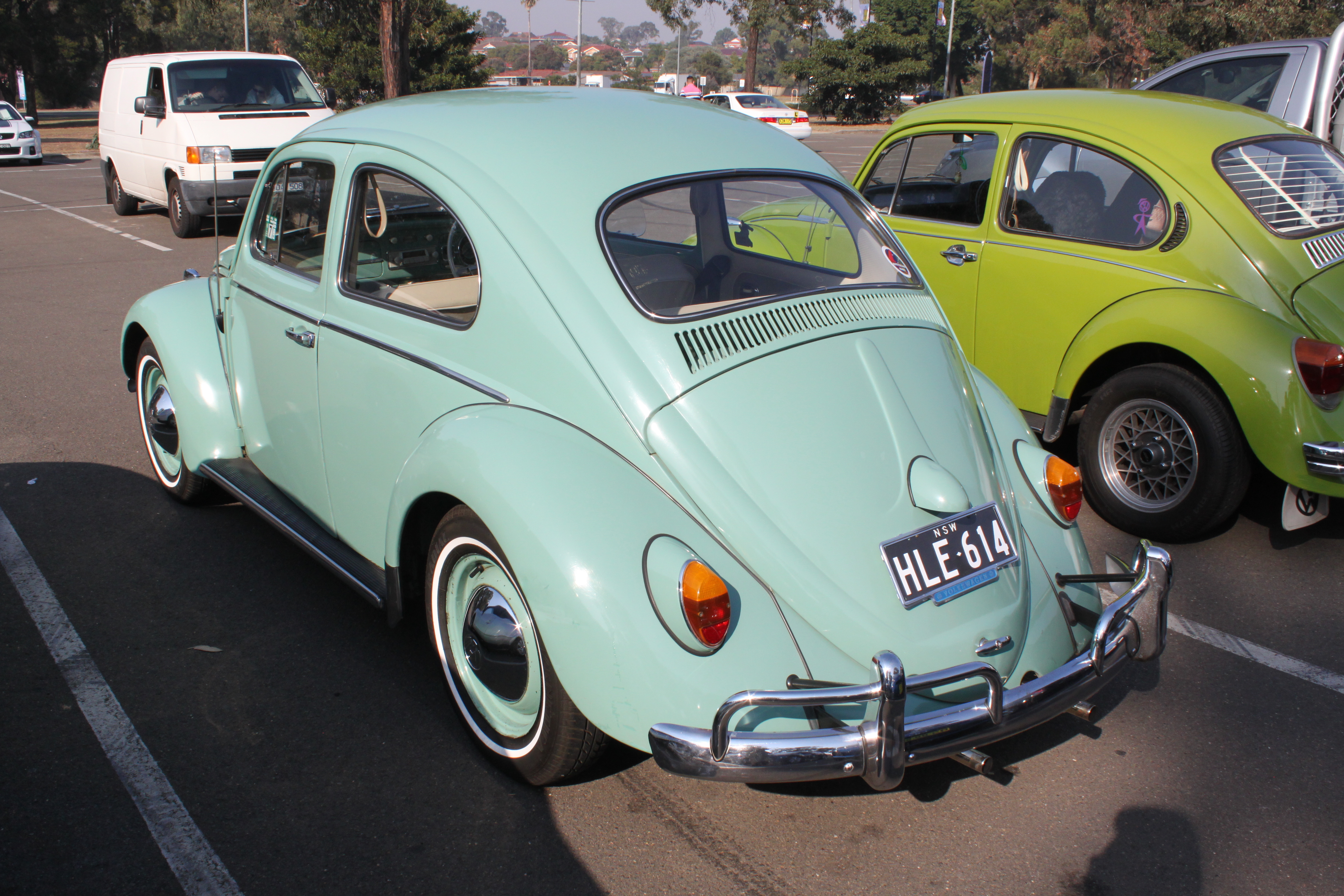 File:1962 Volkswagen Beetle (Type 1) 1200 sedan (27321878931).jpg ...