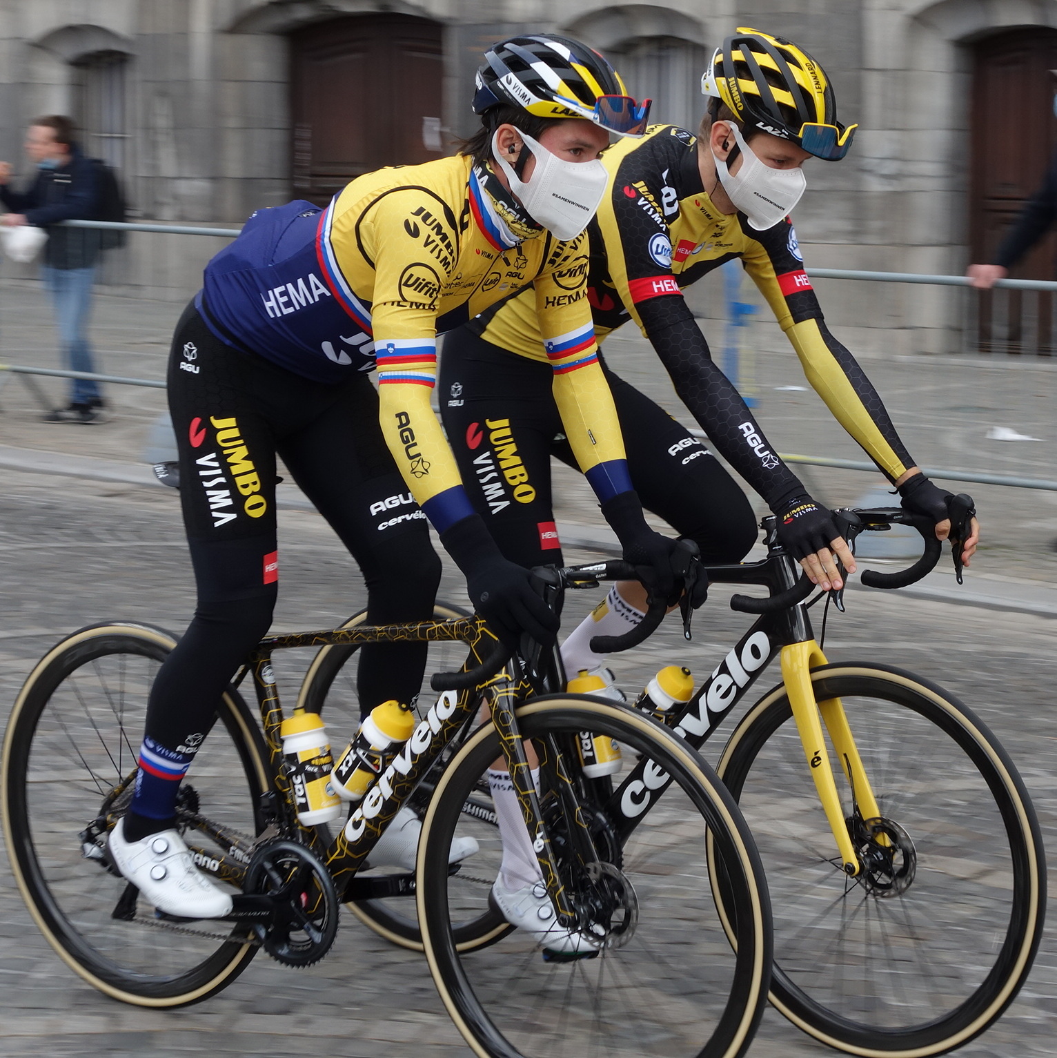 George Bennett's national champion's jersey 'shut down' by Cycling