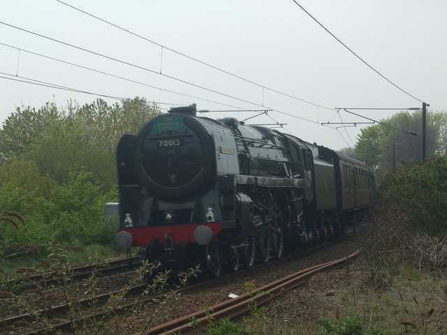 File:70013 Oliver Cromwell speeding Towards Norwich - geograph.org.uk - 1269325.jpg