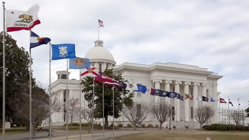 File:Capitol Building Full View.jpg - Wikipedia