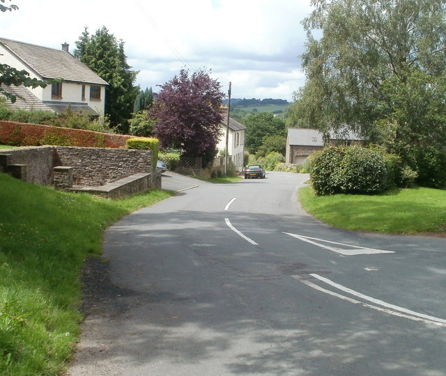 An unnamed street in Pencelli - geograph.org.uk - 3115587