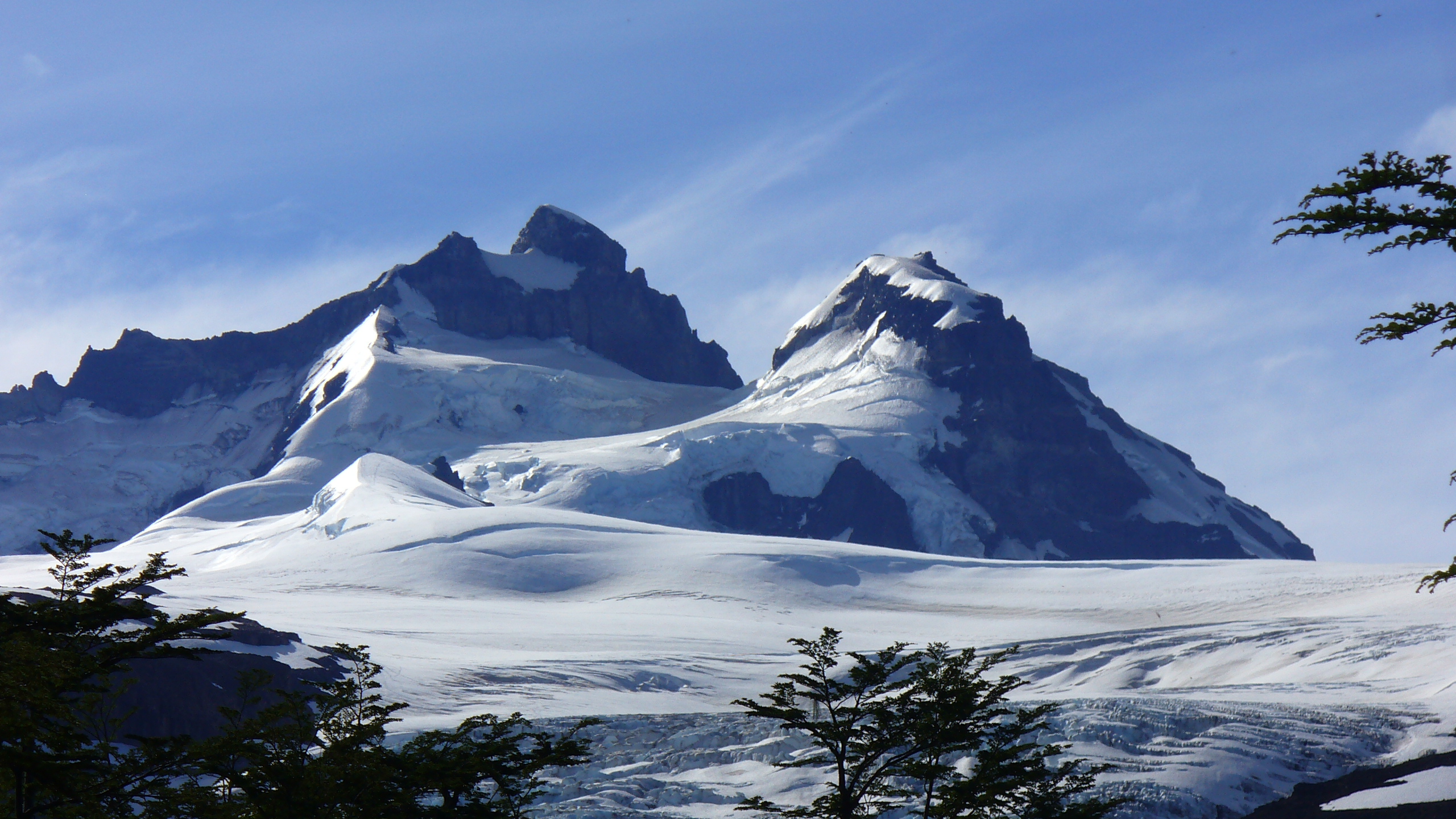 Cerro_Tronador_ _cordillera_de_los_Andes