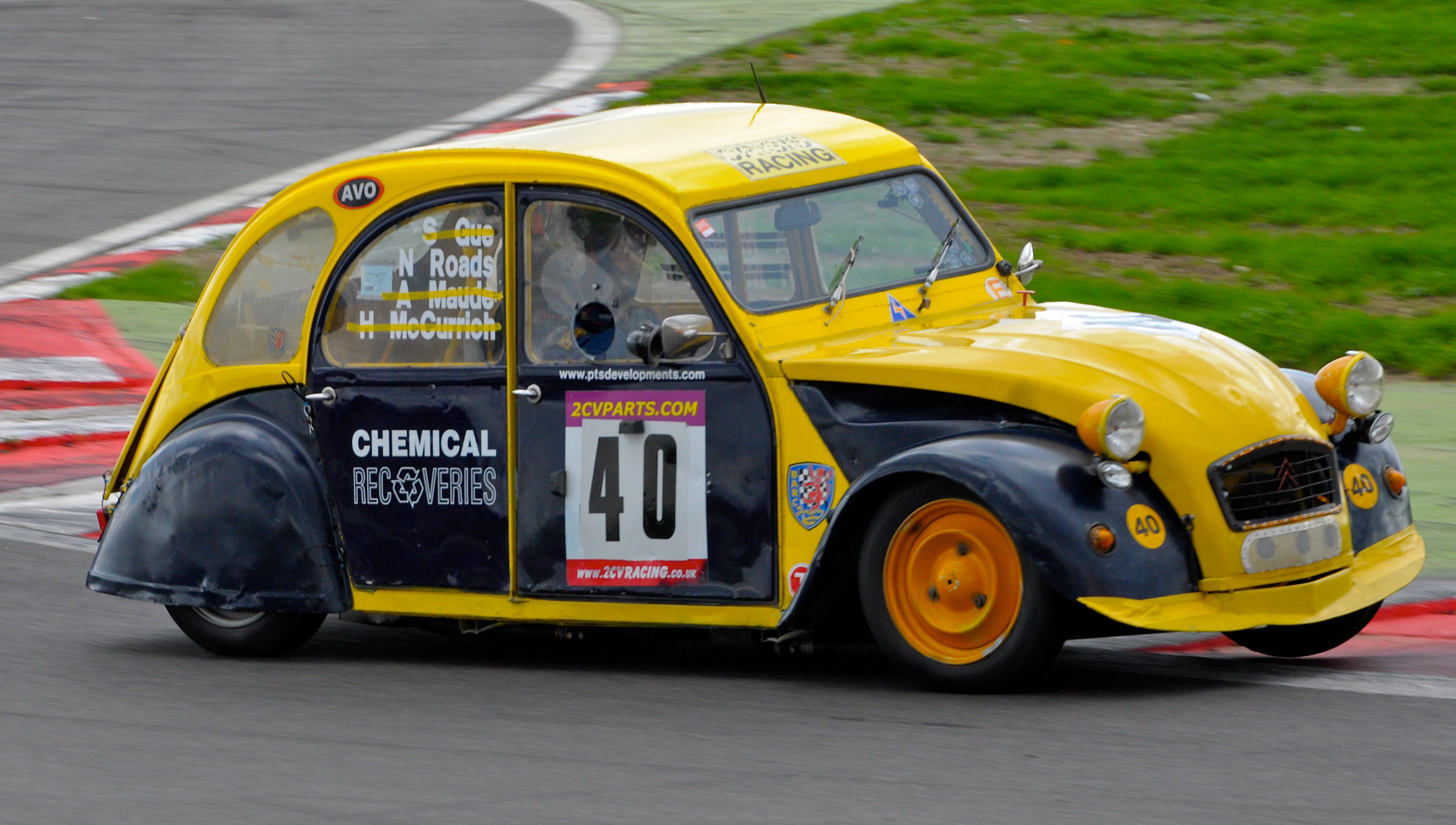 Citroen 2cv fourgonnette Ferrari