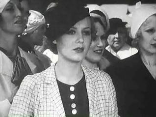 File:Gloria Stuart in Here Comes the Navy trailer 1.jpg