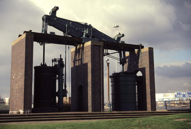 File:Grazebrook Beam Engine.jpg