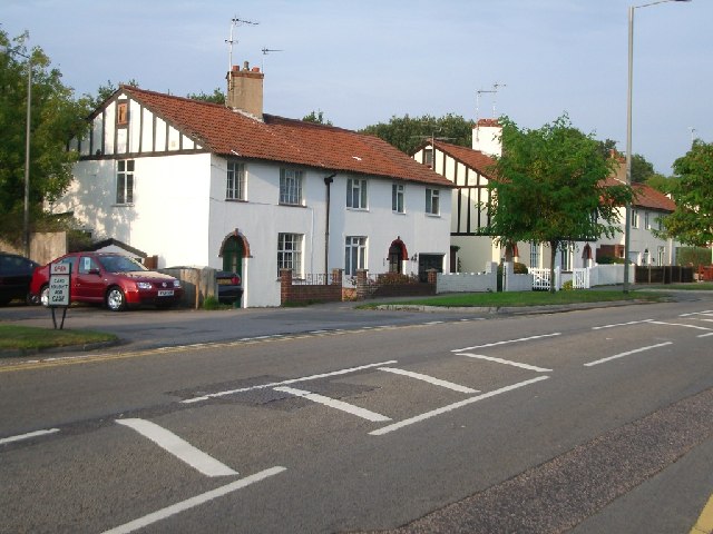 File:Houses on the north side of Portsmouth Road, Cobham - geograph.org.uk - 64314.jpg