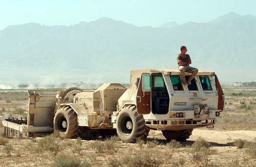 File:Hydrema mine cleaning vehicle.jpg