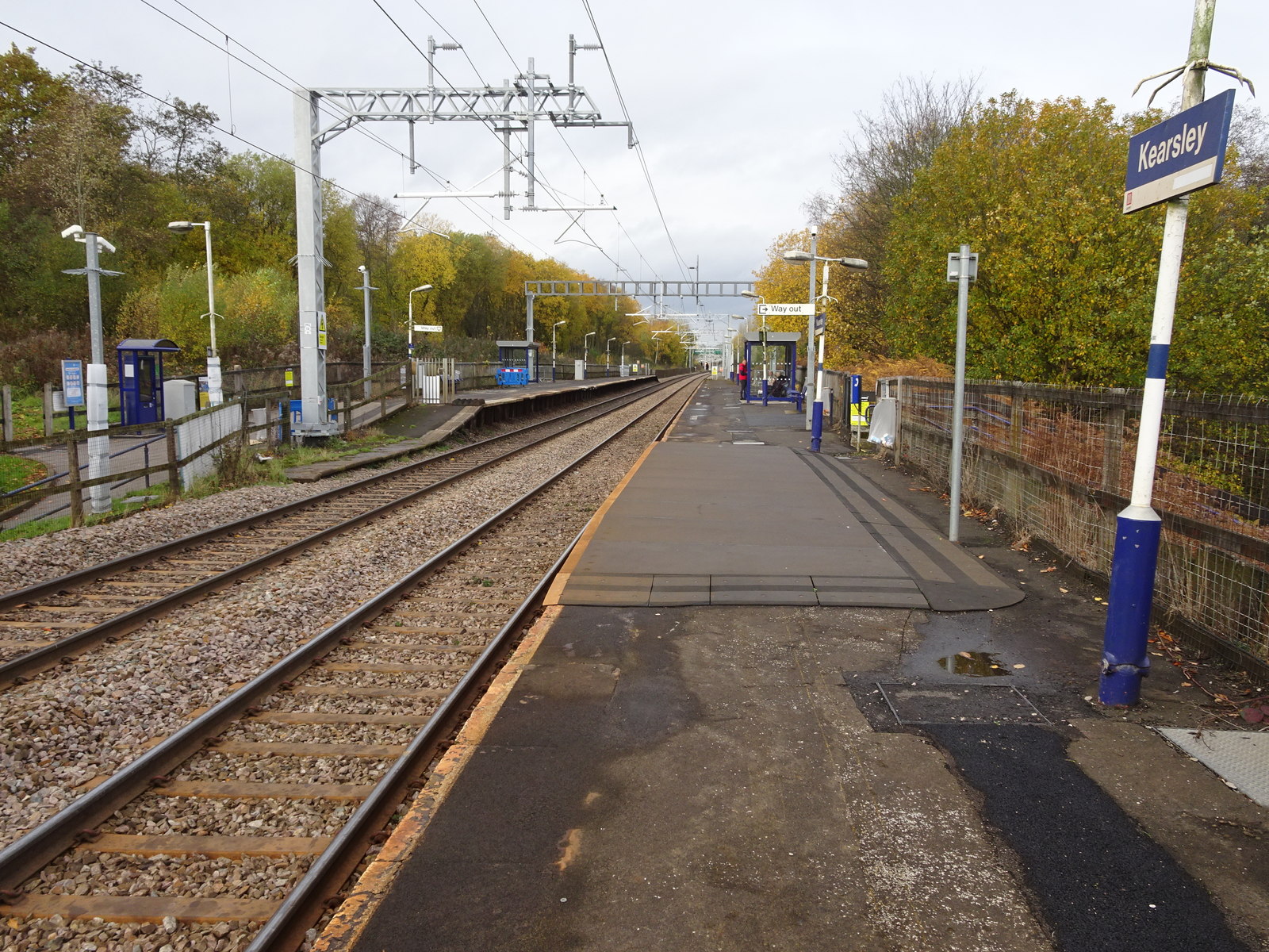 Kearsley railway station