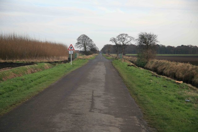 File:Look out for the animals - geograph.org.uk - 1602253.jpg