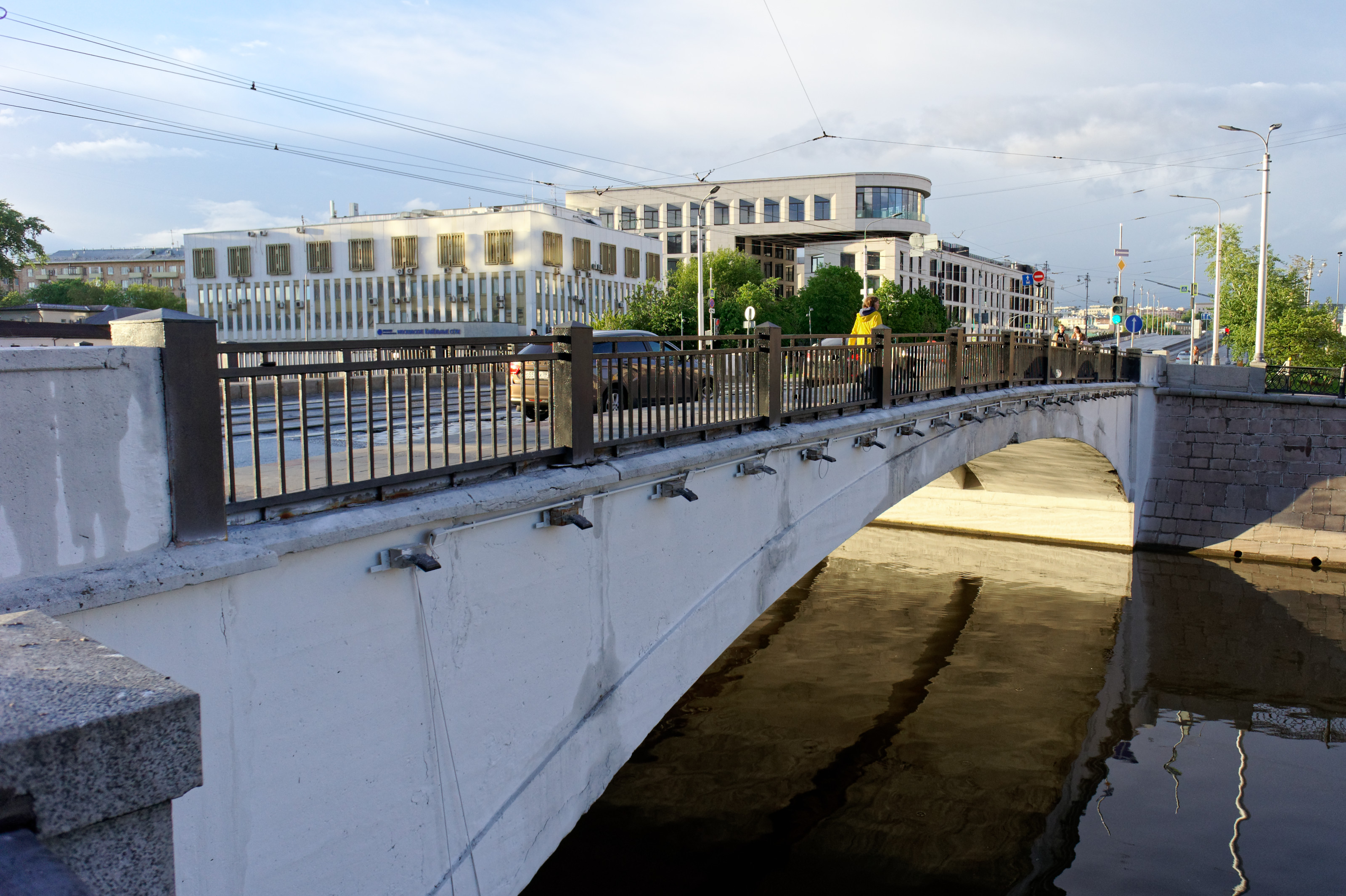 Затонский мост май. Малый каменный мост