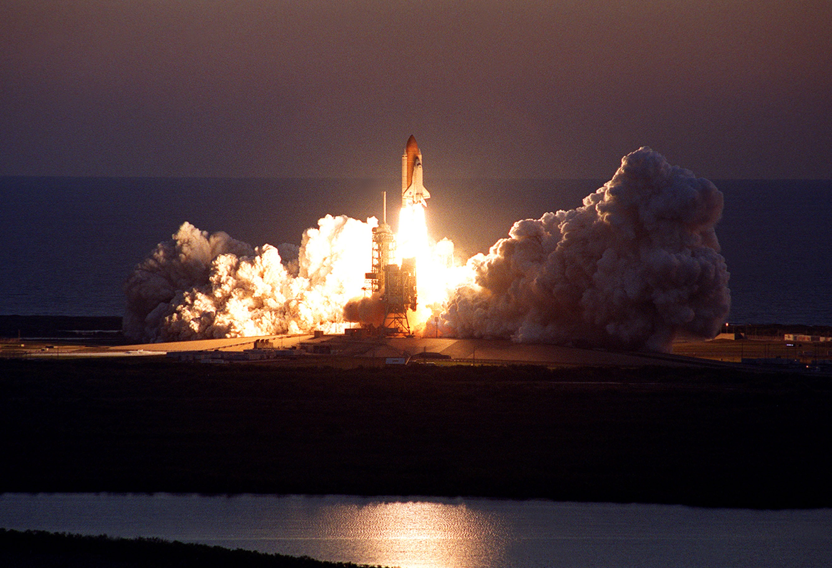 Космические крушения. STS-102. Катастрофы космических ракет. Взрыв космической ракеты. Взрыв ракеты Space.