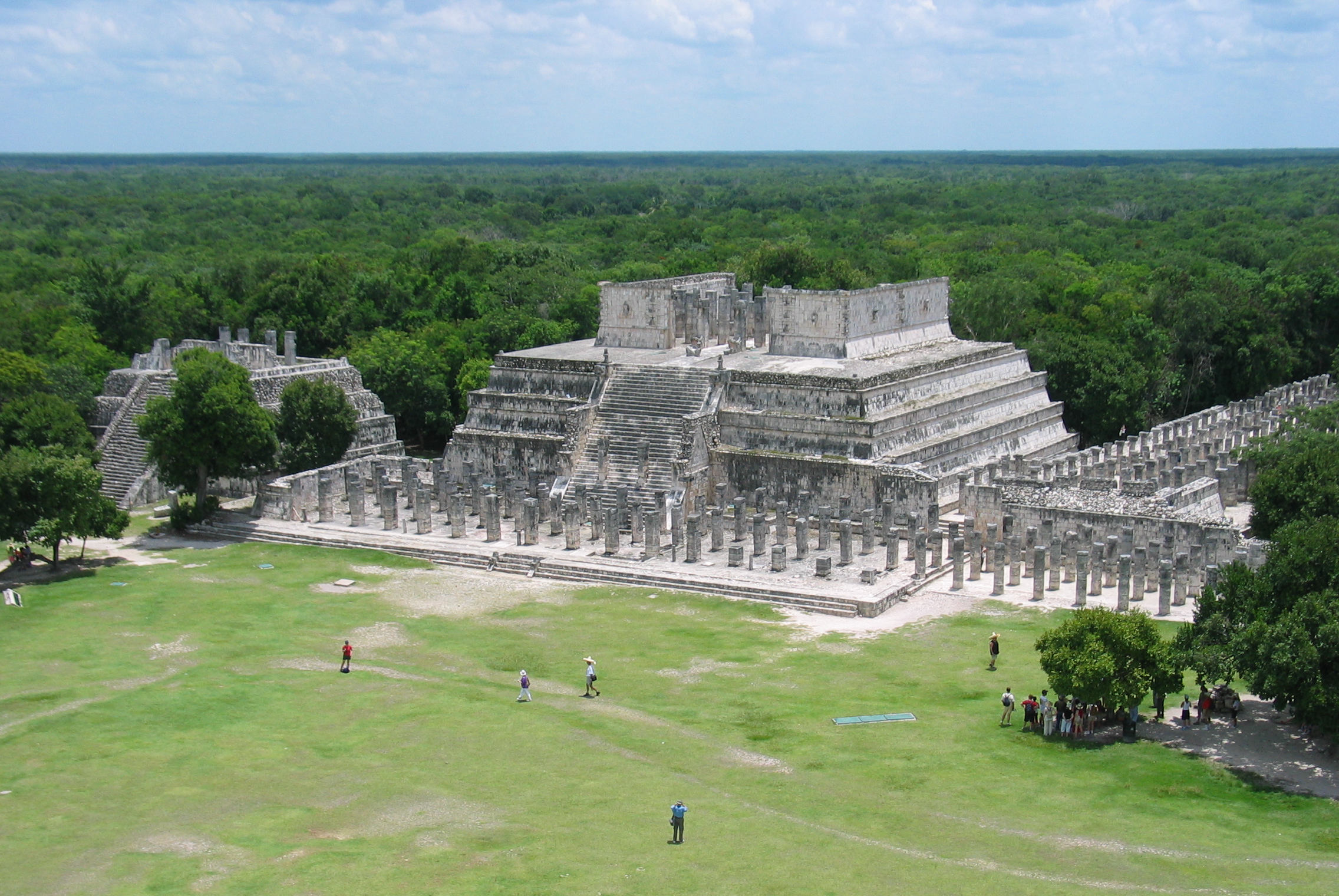 Templo De Los Guerreros Wikipedia La Enciclopedia Libre