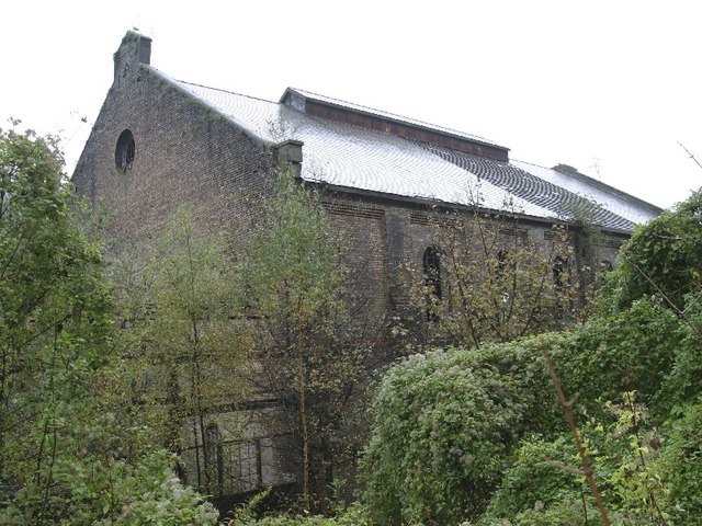 File:Tonypandy Powerhouse - geograph.org.uk - 362755.jpg