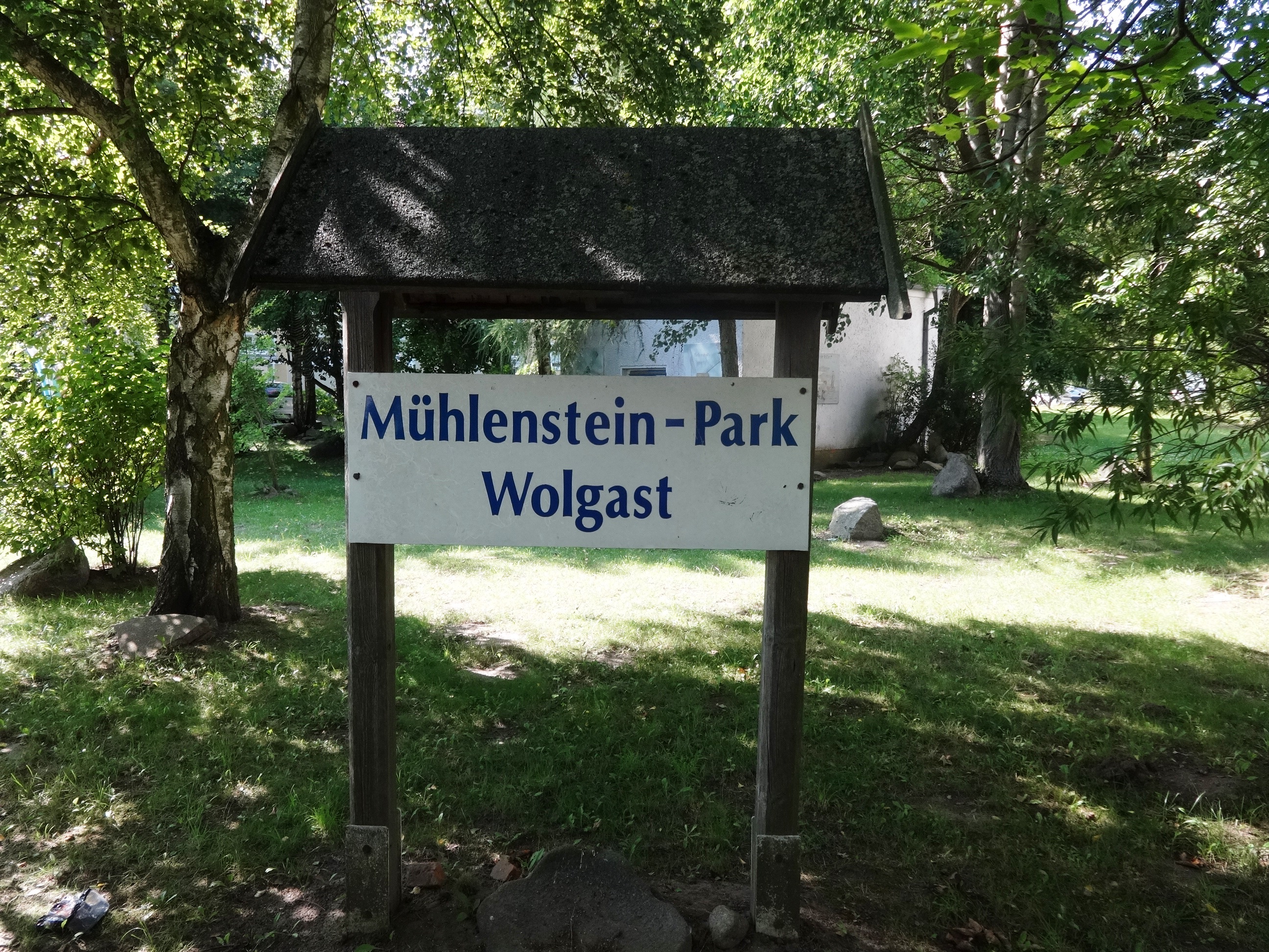 File Wolgast Muhlen Stein Park Schild Jpg Wikimedia Commons