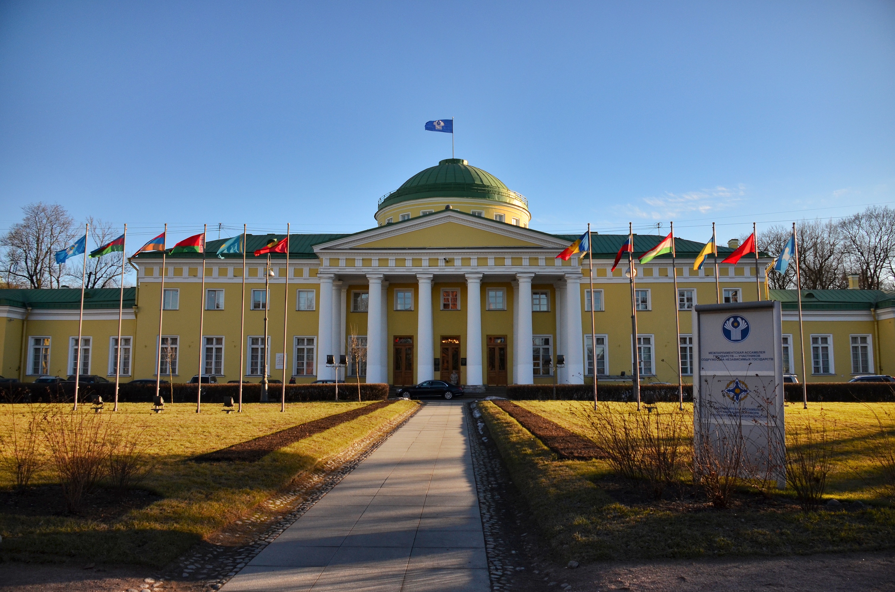 Объект таврический. Таврический дворец (1783 - 1789). Таврический дворец Старов. Дворец Потемкина Таврического. Таврический дворец князя г. а. Потёмкина-тав рического в Петербурге.