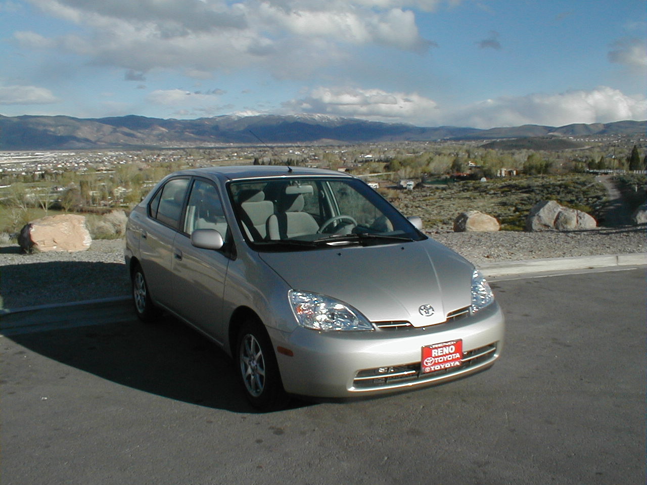 Toyota 2002. Toyota Prius 2002. Тойота Приус 2002. Тойота 2002. Приус Тойота 2002 характеристики.